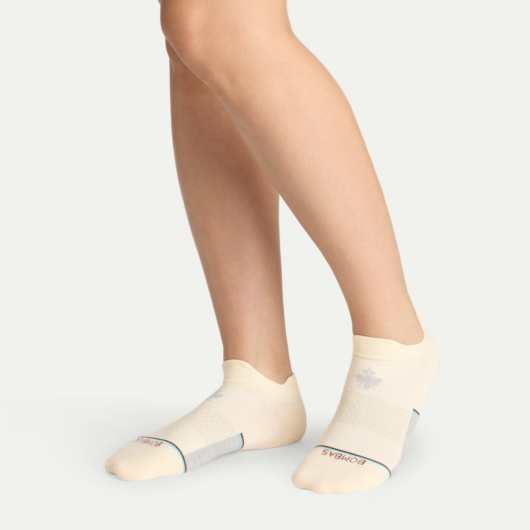 Women's UltraLite Sport Merino Wool Blend Ankle Sock 3-Pack - Image 5