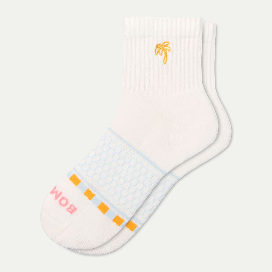 Women's Beach Day Embroidered Quarter Socks