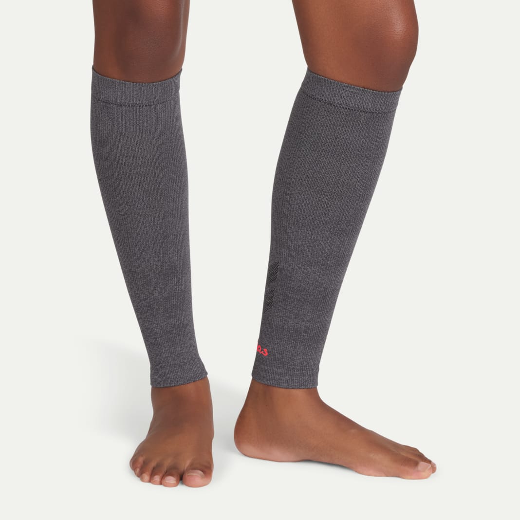 Women's Compression Calf Sleeve 2-Pack (20-30mmHg) - Image 3