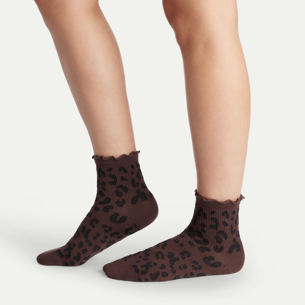 Women's Ruffle Rib Quarter Sock 4-Pack - Image 2