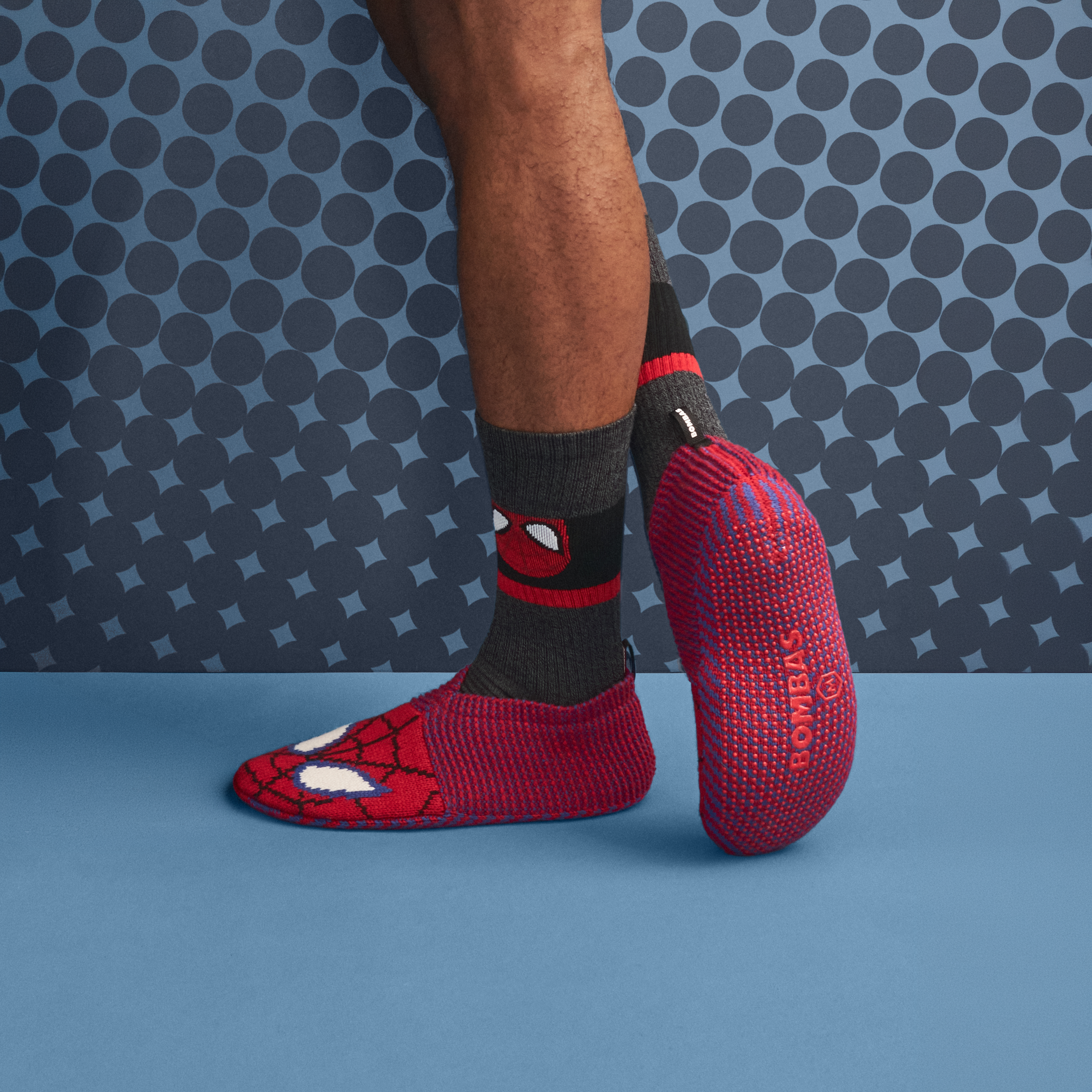 Marvel | Bombas Adult Gripper Slipper - Image 2