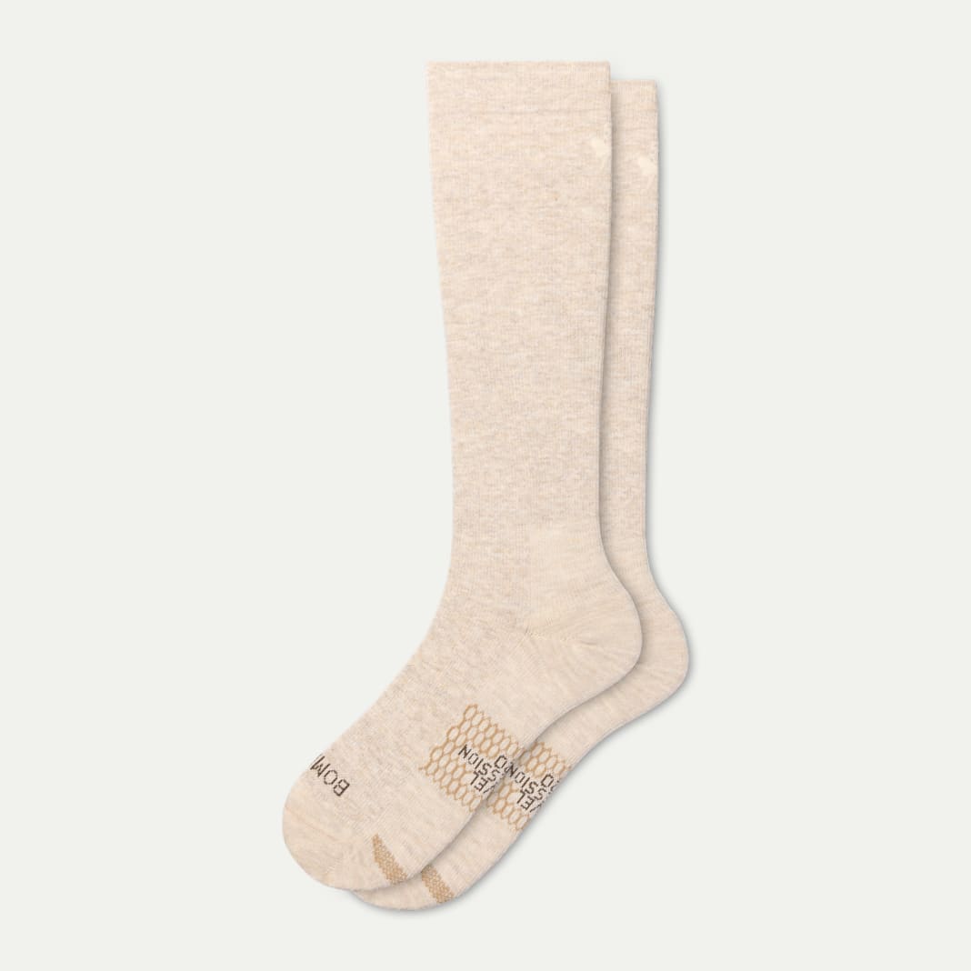 Men's Travel Compression Knee High Socks (15–20mmHg) - Image 4