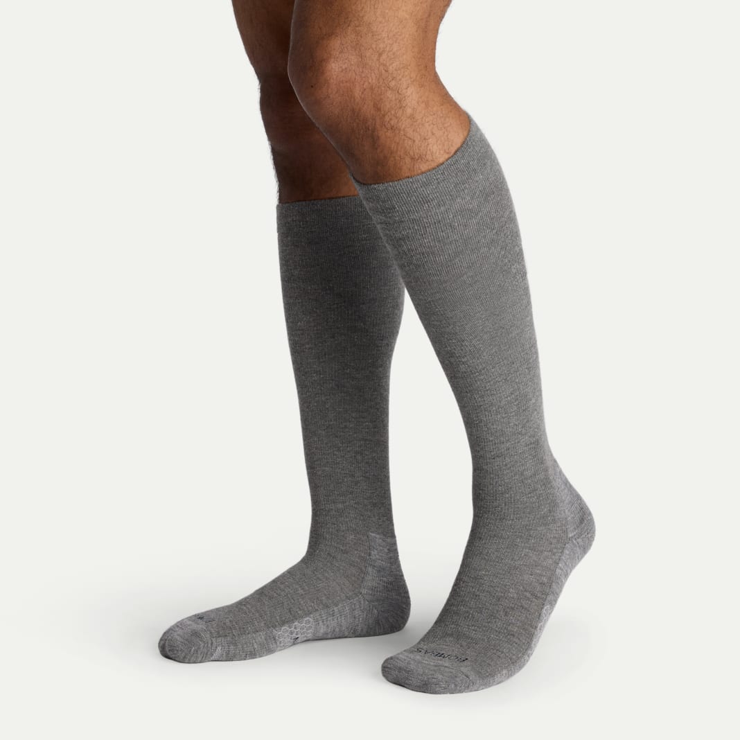 Men's Travel Compression Knee High Sock 3-Pack (15–20mmHg) - Image 3