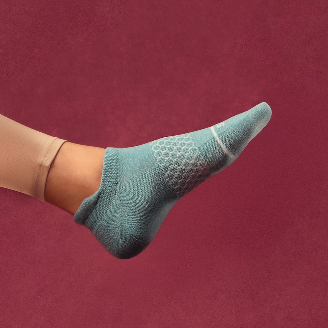 Women's Merino Wool Blend Ankle Socks - Image 2