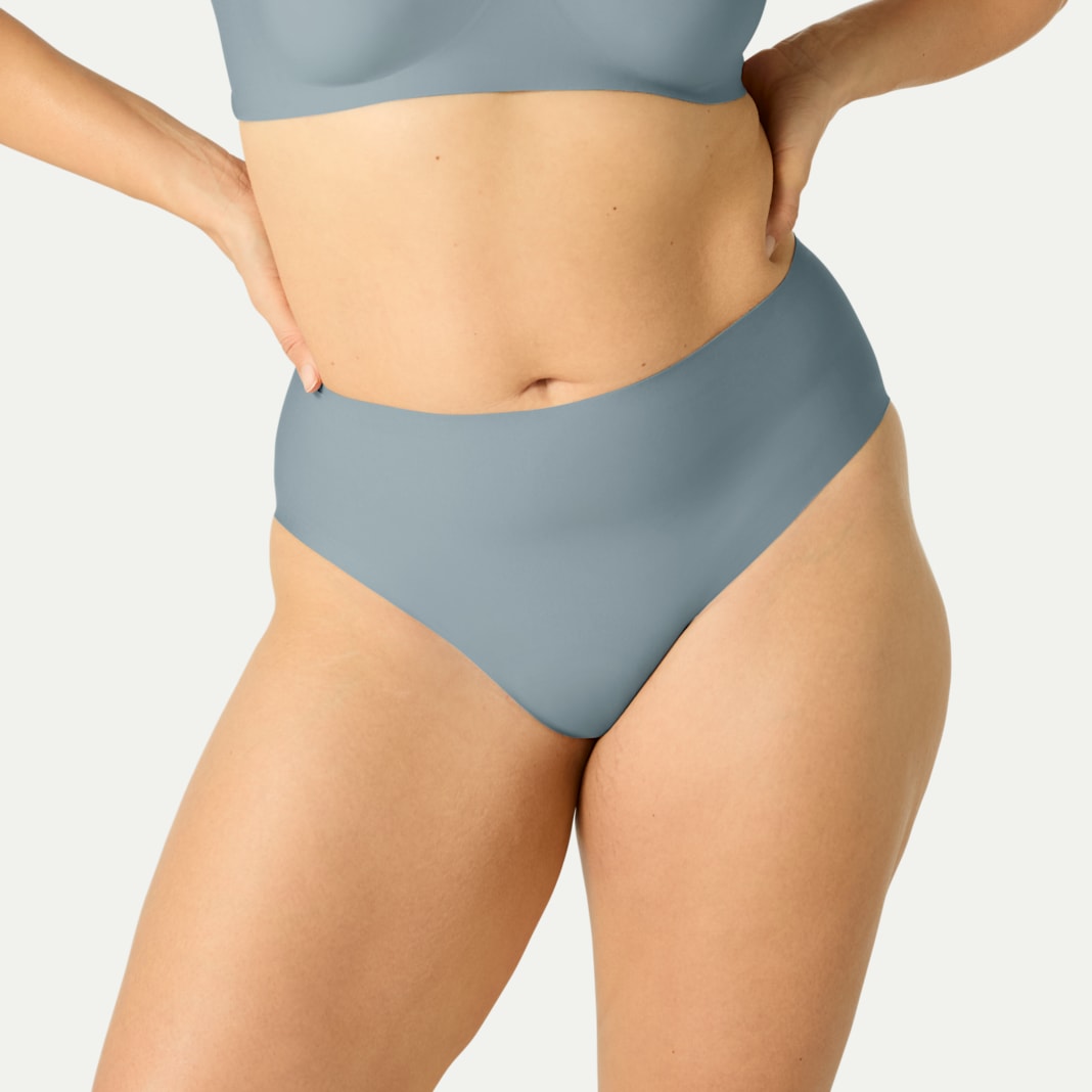 Women’s No Show Plunge Bralette + High Rise Brief Pack - Image 4