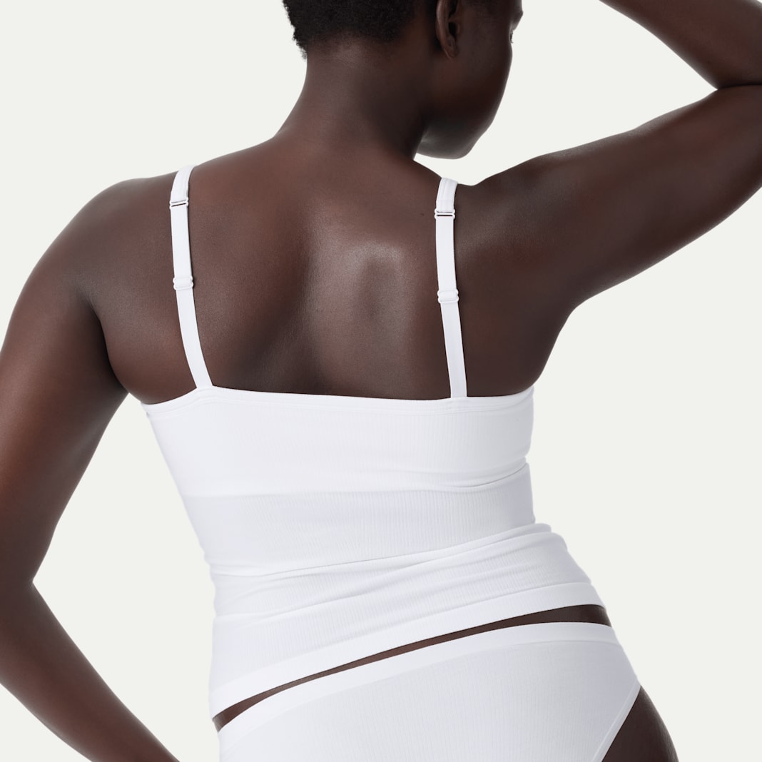Women's Built-in Bra Seamless Cami - Image 4
