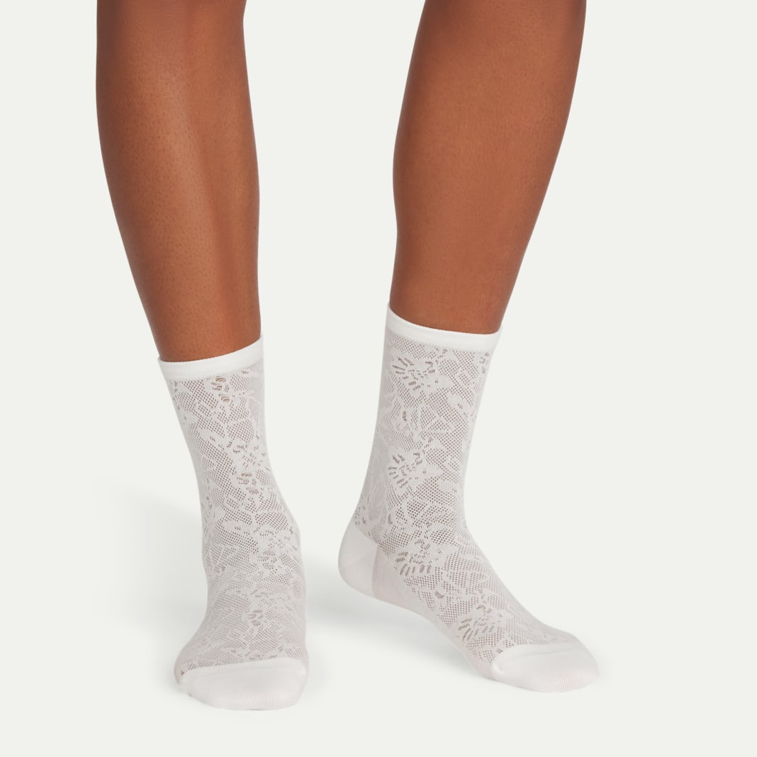 Women’s Floral Lace Half Calf Sock 3-Pack - Image 3