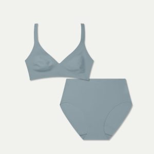 Women’s No Show Plunge Bralette + High Rise Brief Pack